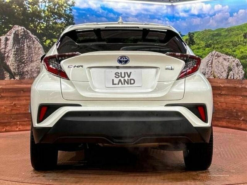 C-HR-15
