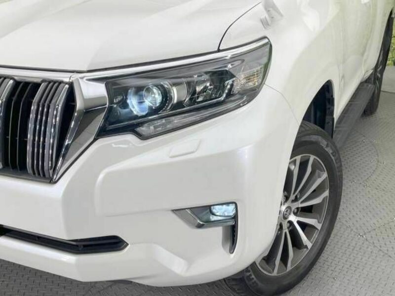 LAND CRUISER PRADO-12