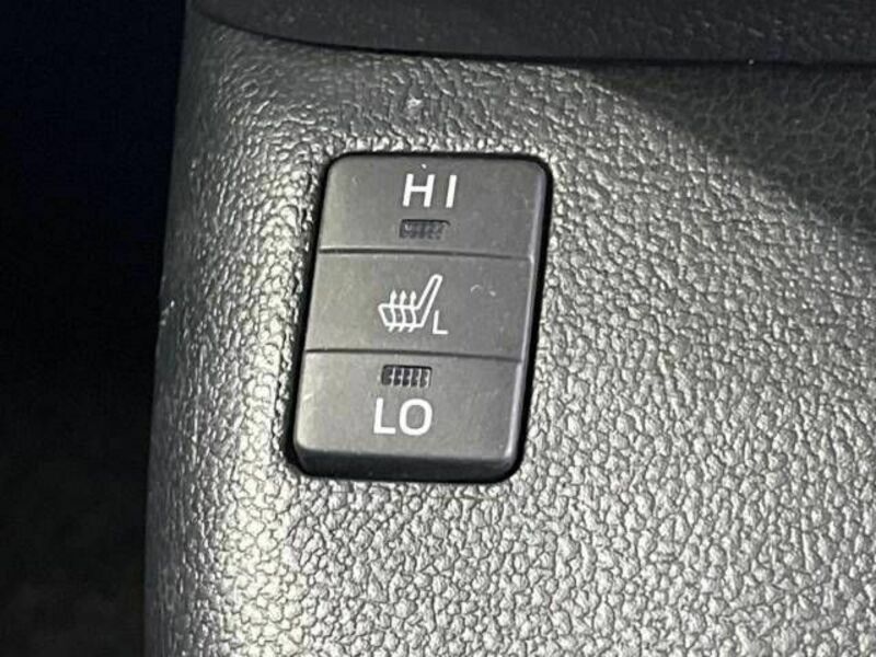PRIUS-4