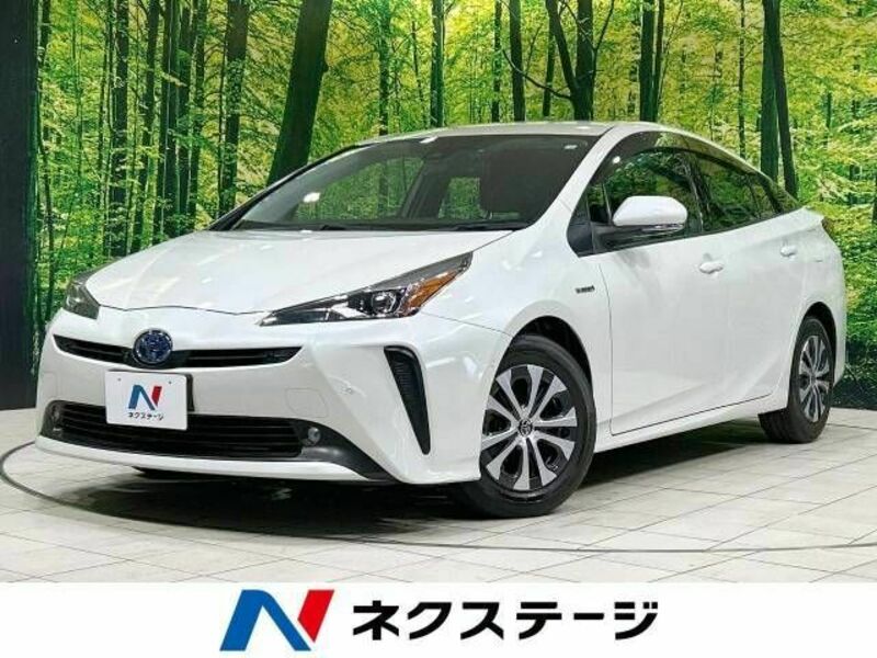 TOYOTA　PRIUS