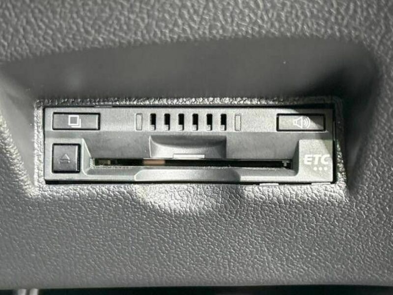 PRIUS-6