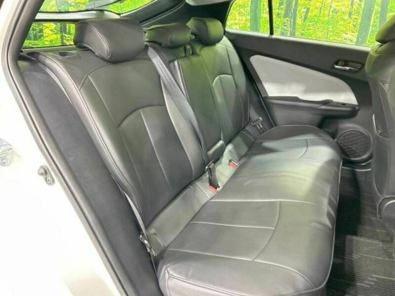 PRIUS-8