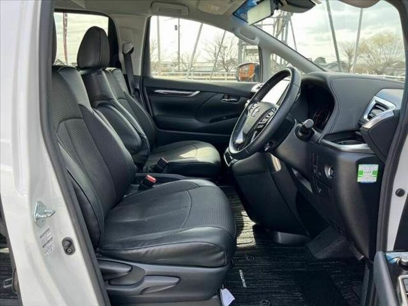 VELLFIRE-15