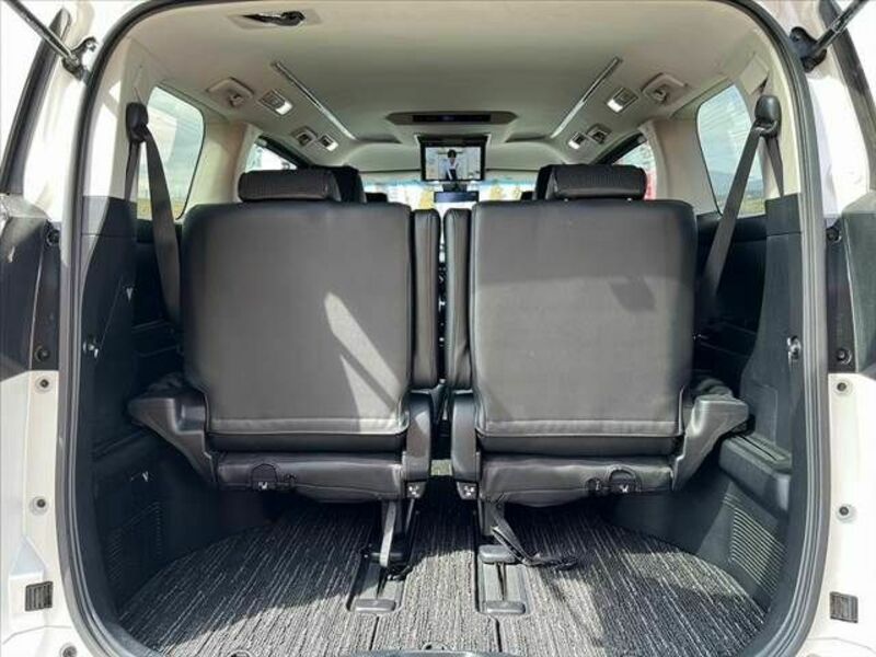 VELLFIRE-19