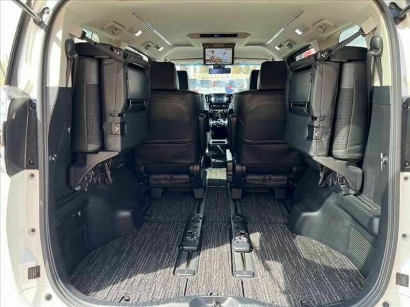 VELLFIRE-20