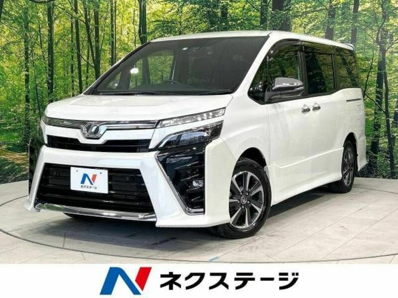 TOYOTA　VOXY