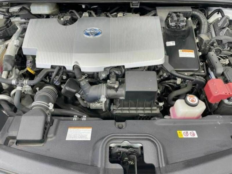 PRIUS PHV