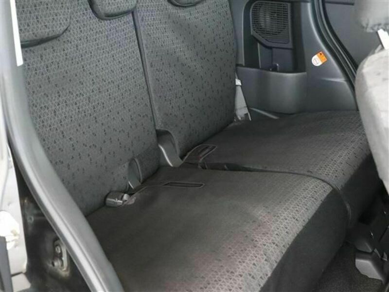 ROOMY-15