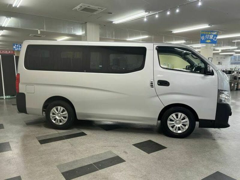 NV350 CARAVAN-22
