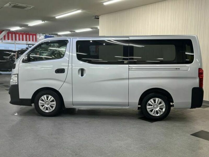 NV350 CARAVAN-23