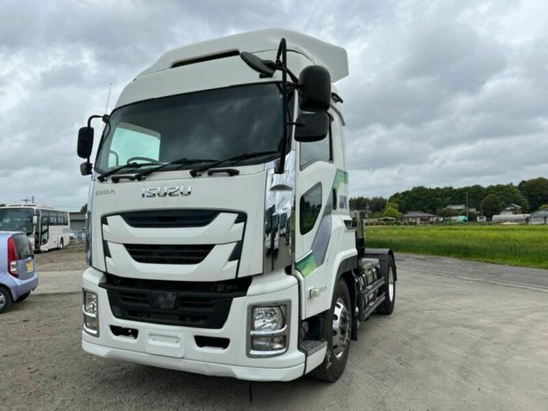 ISUZU GIGA
