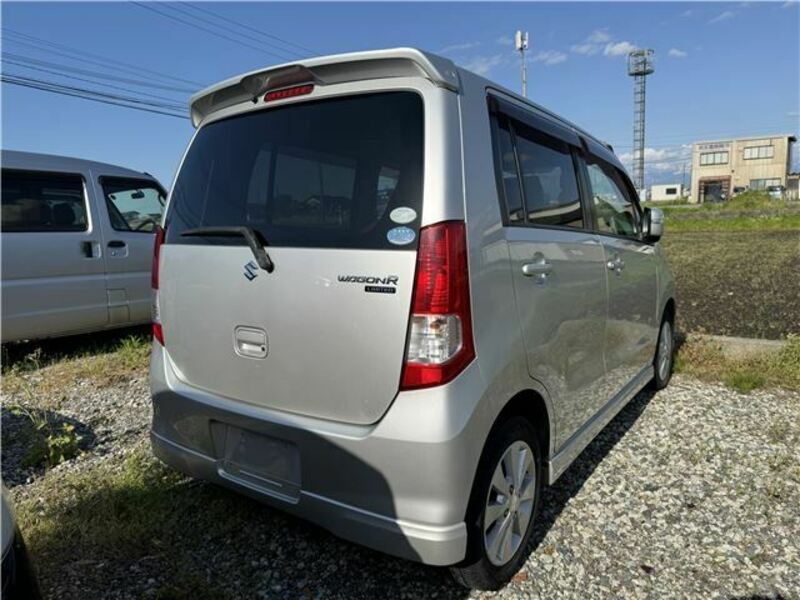 WAGON R