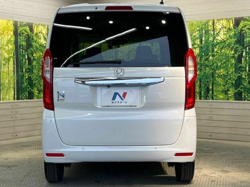 N BOX