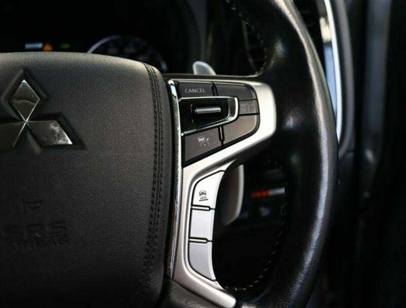 OUTLANDER PHEV