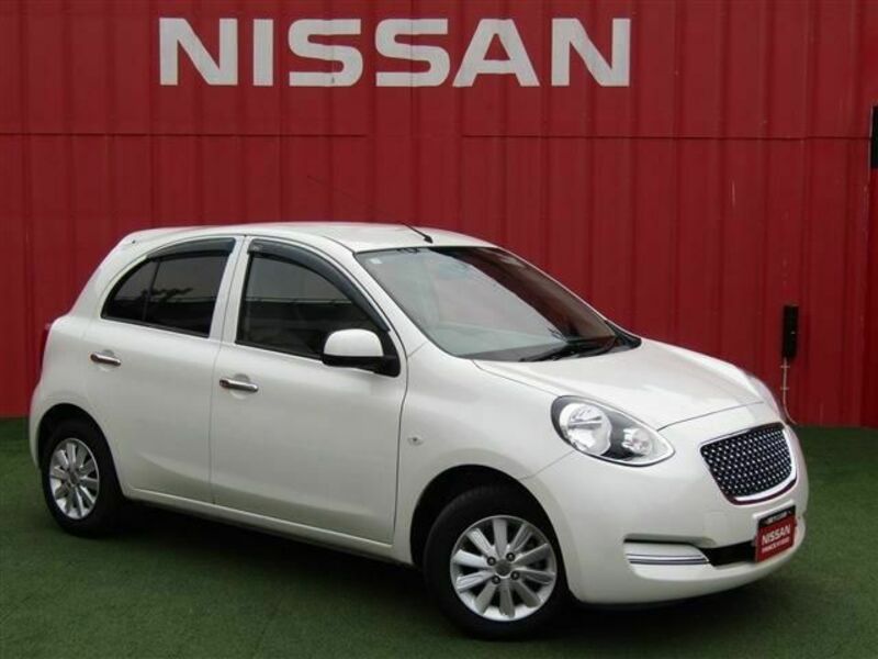 NISSAN　MARCH