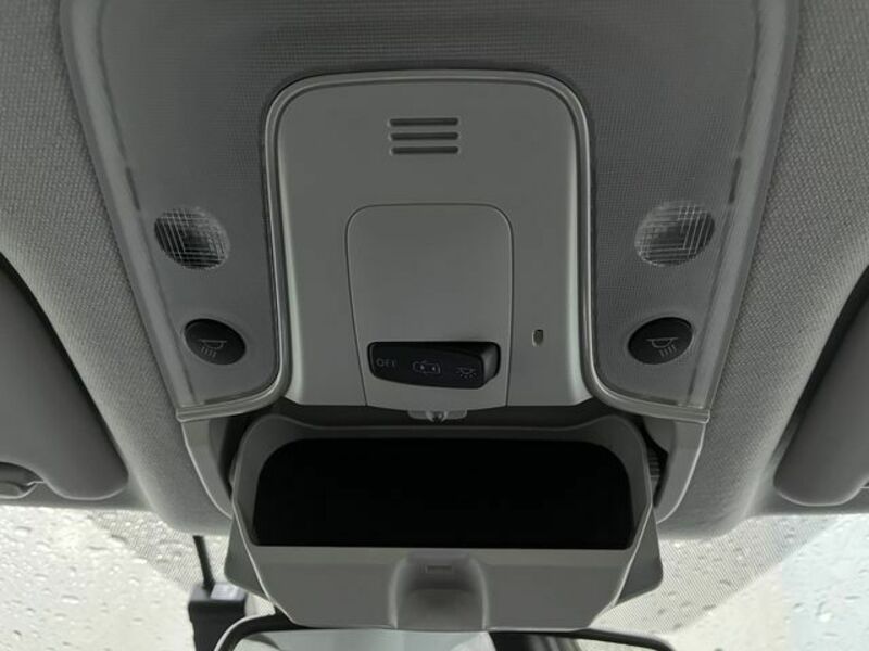 PRIUS-17
