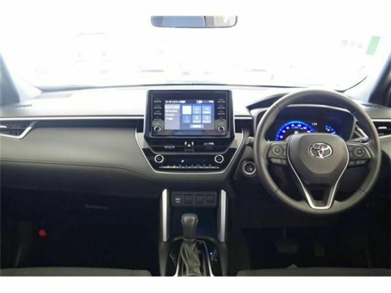 COROLLA CROSS-1