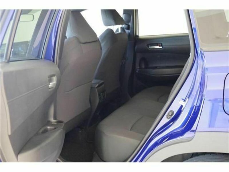 COROLLA CROSS-16