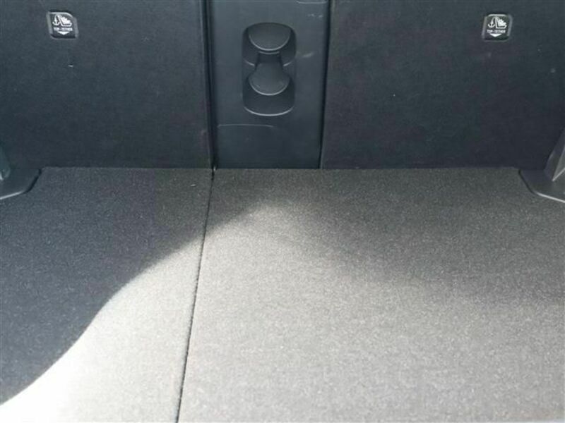 YARIS CROSS-20