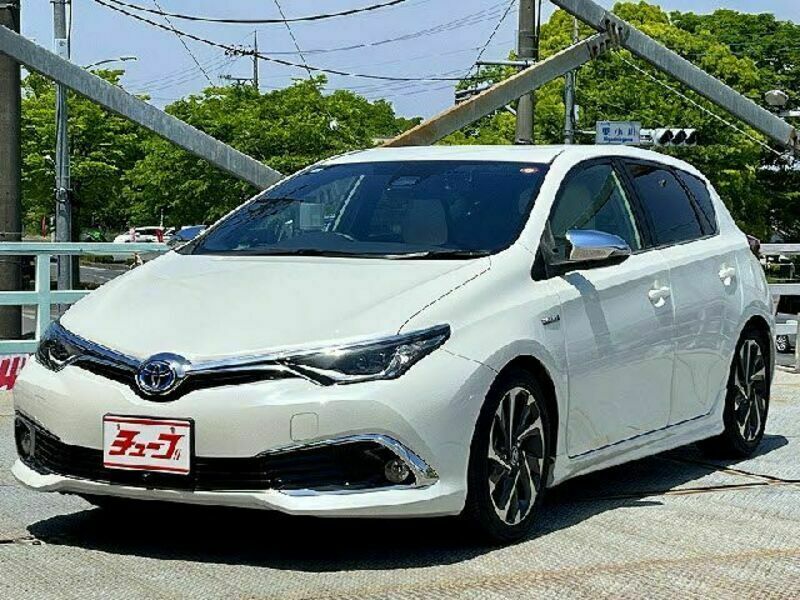 TOYOTA AURIS HYBRID