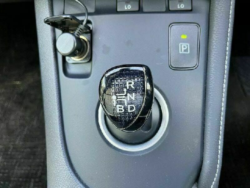 AURIS HYBRID