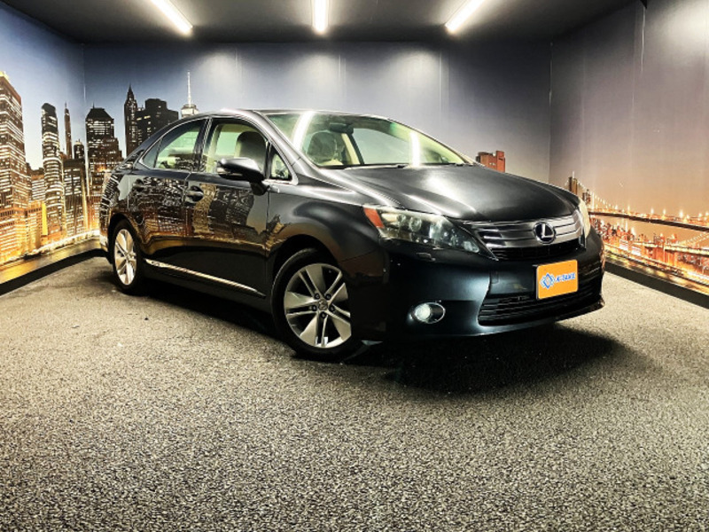 LEXUS HS