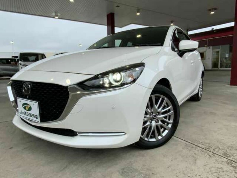 MAZDA2