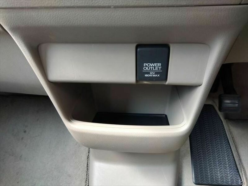 N BOX