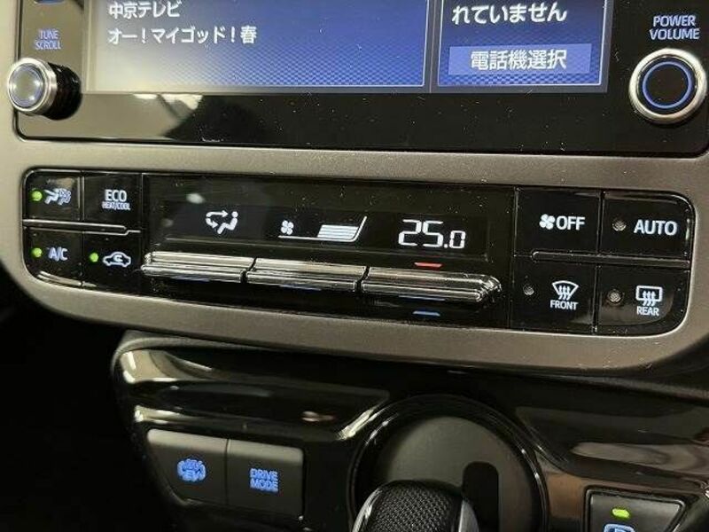 PRIUS PHV-11