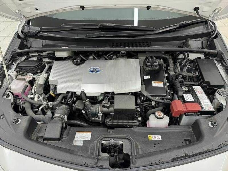 PRIUS PHV-13