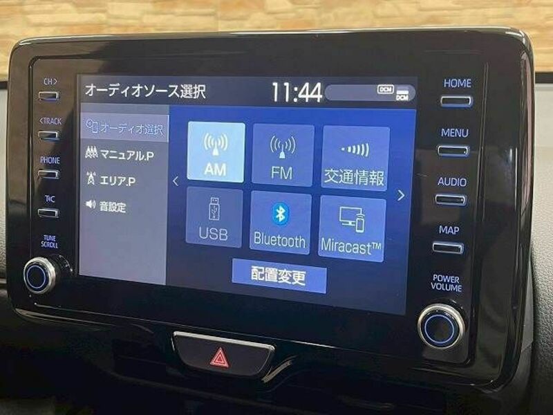 YARIS CROSS-2