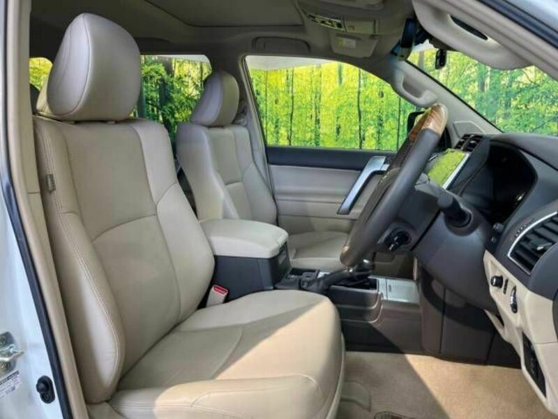 LAND CRUISER PRADO-8