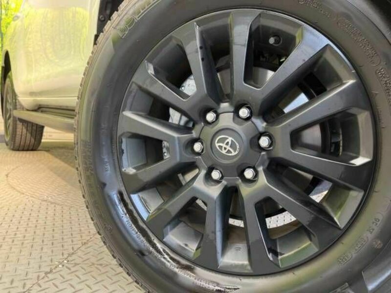 LAND CRUISER PRADO-13