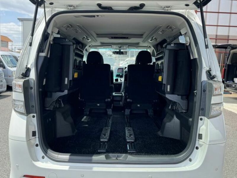 VELLFIRE-9