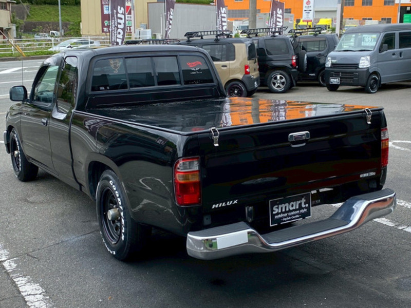 HILUX