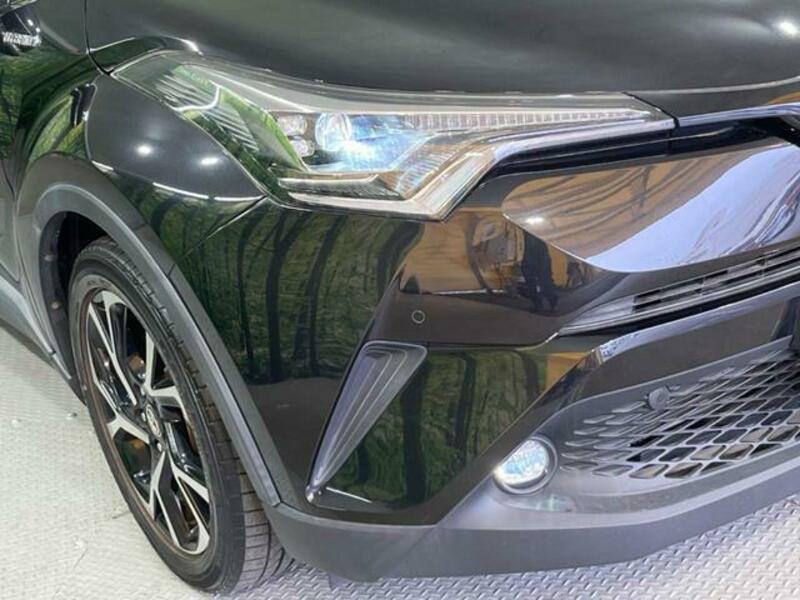 C-HR-11