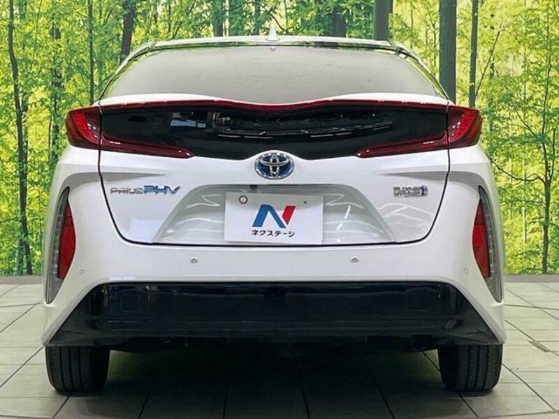 PRIUS PHV