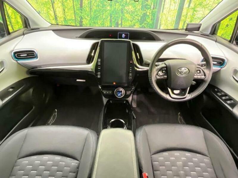PRIUS PHV