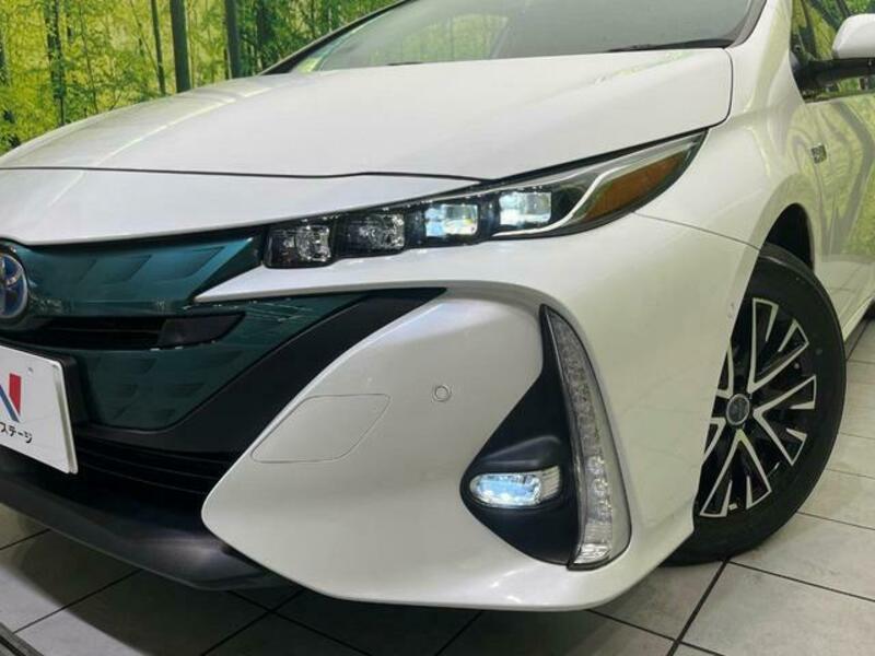 PRIUS PHV