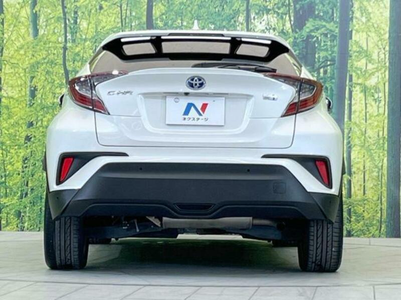 C-HR-15