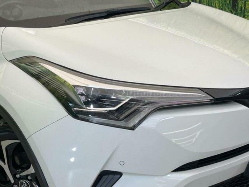 C-HR-12