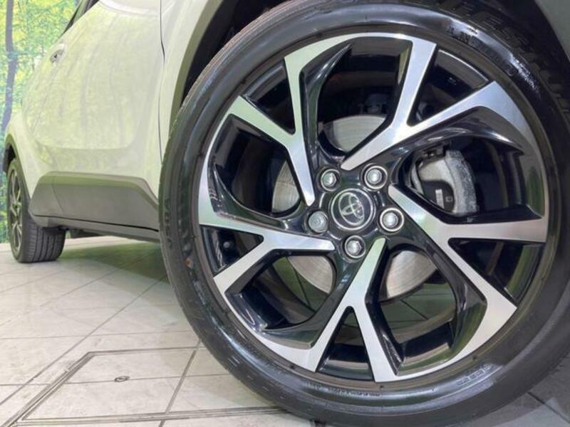 C-HR-13
