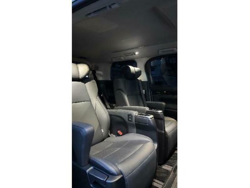 ALPHARD-8