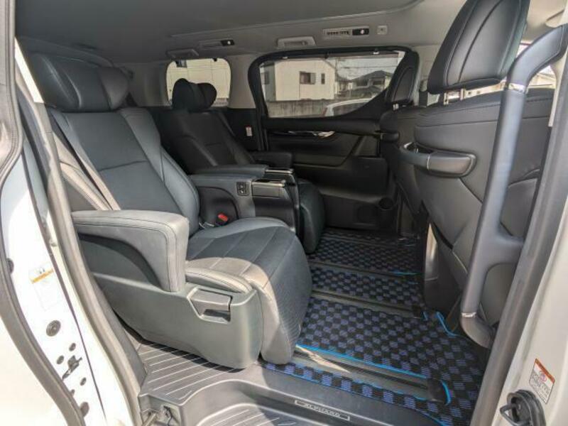 ALPHARD-11