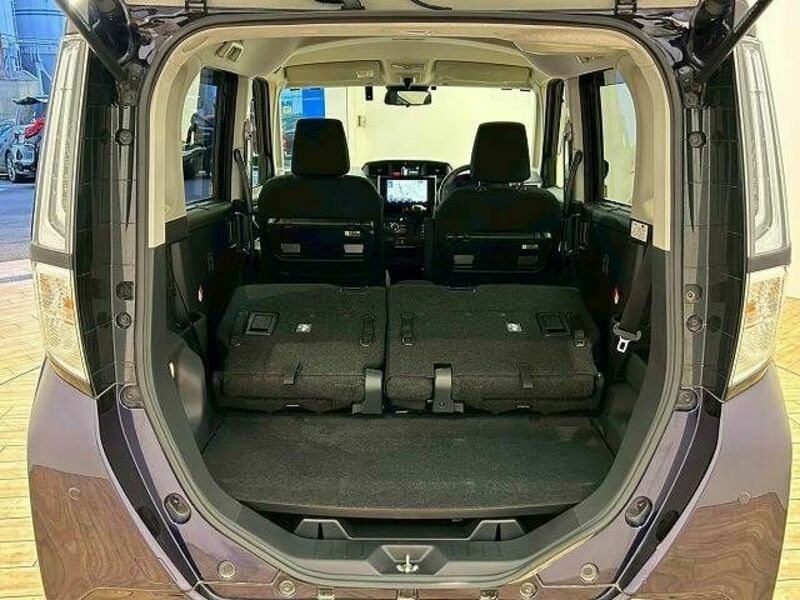 ROOMY