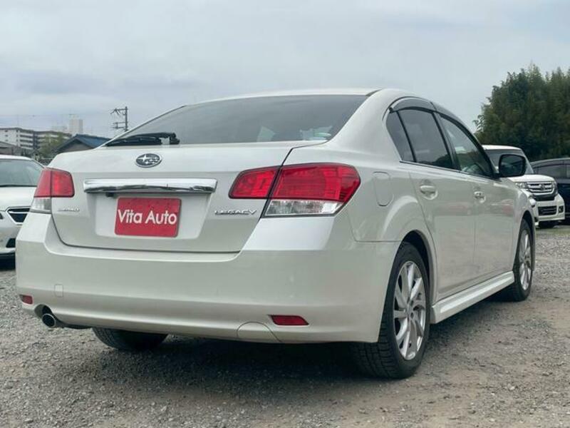 LEGACY B4