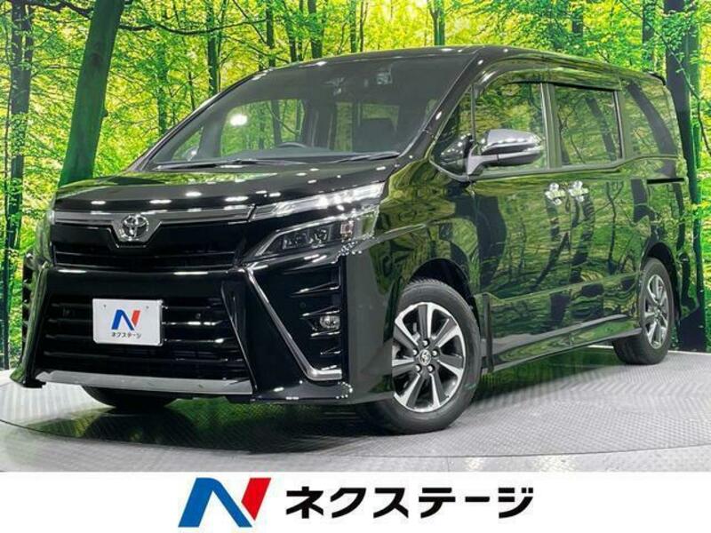 TOYOTA　VOXY