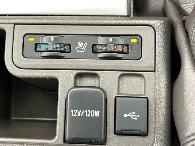 LAND CRUISER PRADO-7
