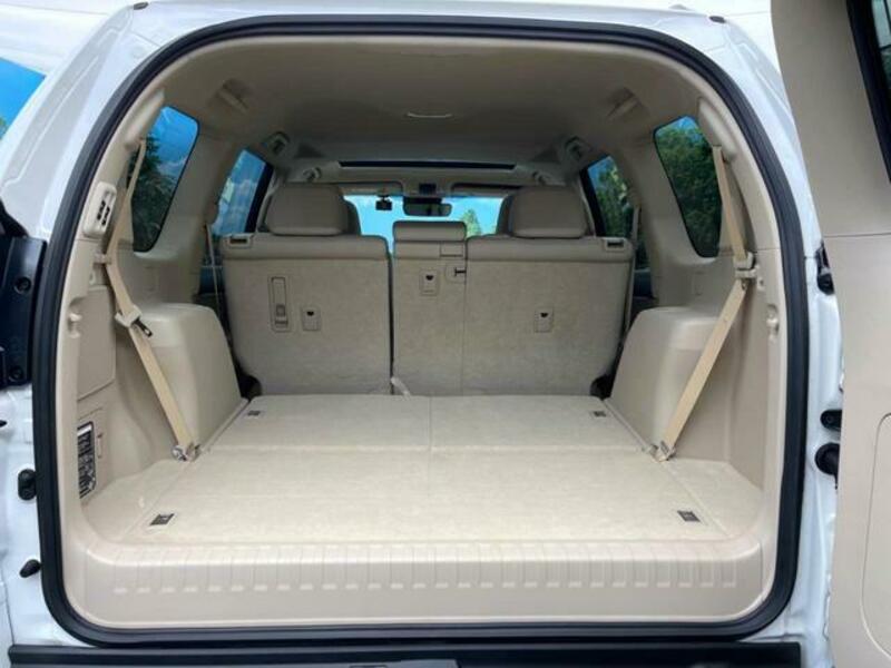 LAND CRUISER PRADO-11