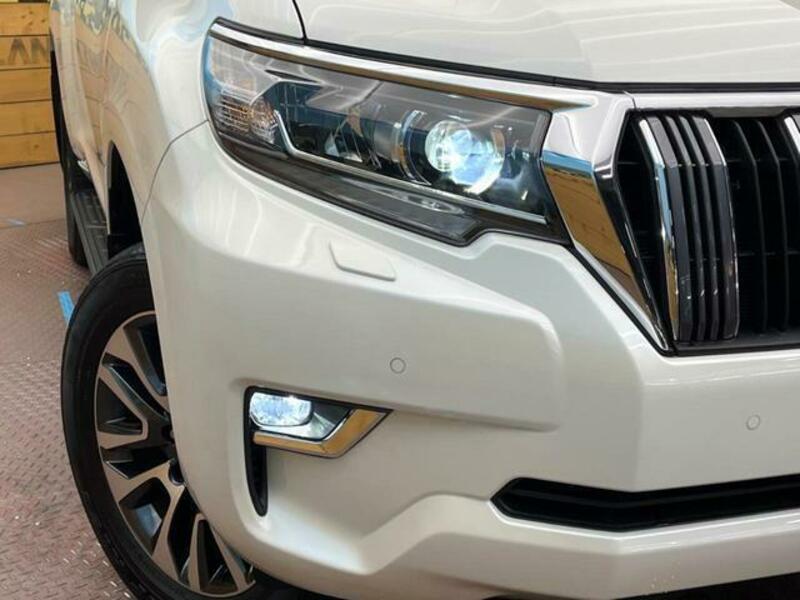 LAND CRUISER PRADO-12